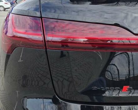 Черный Ауди E-Tron, объемом двигателя 0 л и пробегом 54 тыс. км за 43500 $, фото 57 на Automoto.ua