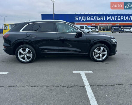 Черный Ауди E-Tron, объемом двигателя 0 л и пробегом 118 тыс. км за 28900 $, фото 7 на Automoto.ua