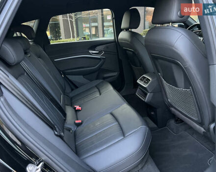 Чорний Ауді E-Tron, об'ємом двигуна 0 л та пробігом 187 тис. км за 23300 $, фото 37 на Automoto.ua