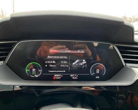Чорний Ауді E-Tron, об'ємом двигуна 0 л та пробігом 81 тис. км за 36500 $, фото 15 на Automoto.ua