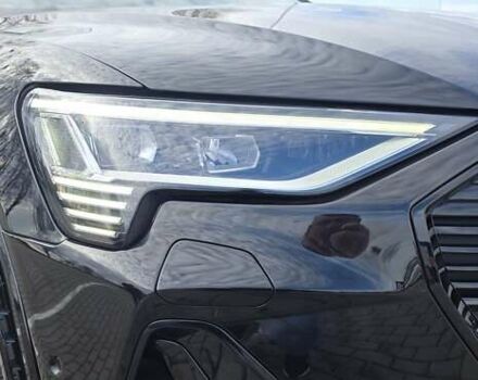 Черный Ауди E-Tron, объемом двигателя 0 л и пробегом 54 тыс. км за 43500 $, фото 48 на Automoto.ua