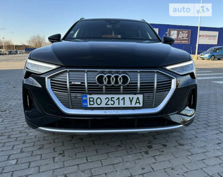 Чорний Ауді E-Tron, об'ємом двигуна 0 л та пробігом 49 тис. км за 48000 $, фото 8 на Automoto.ua