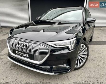 Черный Ауди E-Tron, объемом двигателя 0 л и пробегом 66 тыс. км за 41900 $, фото 10 на Automoto.ua