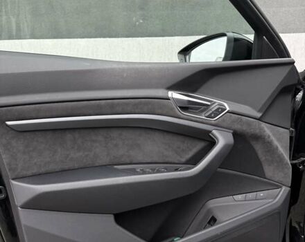 Чорний Ауді E-Tron, об'ємом двигуна 0 л та пробігом 148 тис. км за 31500 $, фото 36 на Automoto.ua
