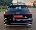 Черный Ауди E-Tron, объемом двигателя 0 л и пробегом 70 тыс. км за 32500 $, фото 6 на Automoto.ua