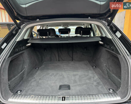 Чорний Ауді E-Tron, об'ємом двигуна 0 л та пробігом 190 тис. км за 24199 $, фото 19 на Automoto.ua