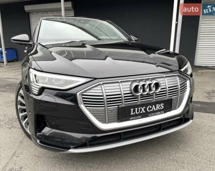 Черный Ауди E-Tron, объемом двигателя 0 л и пробегом 66 тыс. км за 41900 $, фото 22 на Automoto.ua