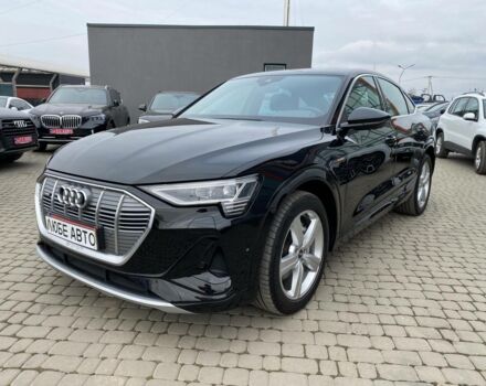 Чорний Ауді E-Tron, об'ємом двигуна 0 л та пробігом 81 тис. км за 36500 $, фото 2 на Automoto.ua