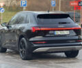 Чорний Ауді E-Tron, об'ємом двигуна 0 л та пробігом 155 тис. км за 28500 $, фото 3 на Automoto.ua