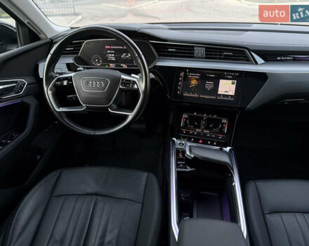 Чорний Ауді E-Tron, об'ємом двигуна 0 л та пробігом 155 тис. км за 28500 $, фото 14 на Automoto.ua