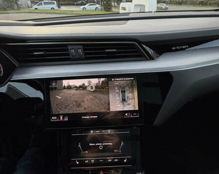 Черный Ауди E-Tron, объемом двигателя 0 л и пробегом 71 тыс. км за 38470 $, фото 46 на Automoto.ua