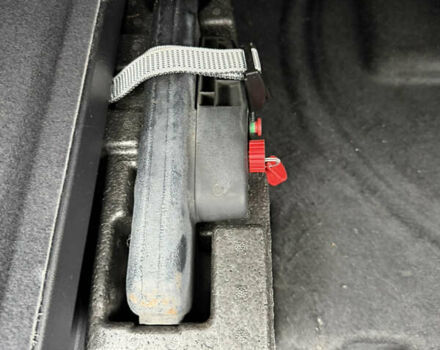 Чорний Ауді E-Tron, об'ємом двигуна 0 л та пробігом 133 тис. км за 34900 $, фото 33 на Automoto.ua