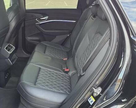 Черный Ауди E-Tron, объемом двигателя 0 л и пробегом 54 тыс. км за 43500 $, фото 77 на Automoto.ua