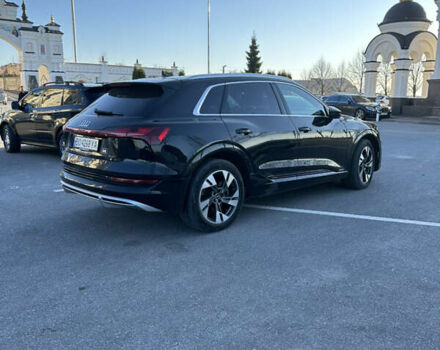 Черный Ауди E-Tron, объемом двигателя 0 л и пробегом 120 тыс. км за 32555 $, фото 24 на Automoto.ua