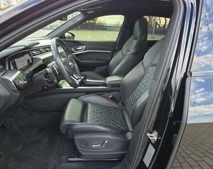 Черный Ауди E-Tron, объемом двигателя 0 л и пробегом 54 тыс. км за 43500 $, фото 71 на Automoto.ua