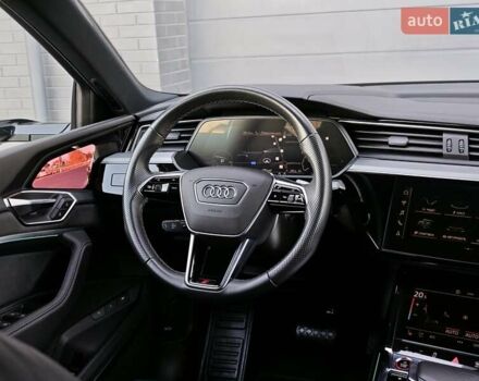 Чорний Ауді E-Tron, об'ємом двигуна 0 л та пробігом 34 тис. км за 49499 $, фото 51 на Automoto.ua