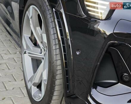 Чорний Ауді E-Tron, об'ємом двигуна 0 л та пробігом 34 тис. км за 49499 $, фото 15 на Automoto.ua