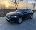 Чорний Ауді E-Tron, об'ємом двигуна 0 л та пробігом 30 тис. км за 34800 $, фото 1 на Automoto.ua