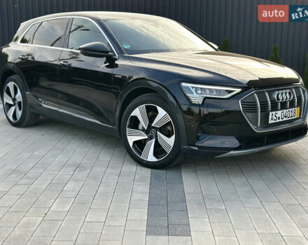 Черный Ауди E-Tron, объемом двигателя 0 л и пробегом 40 тыс. км за 26900 $, фото 1 на Automoto.ua
