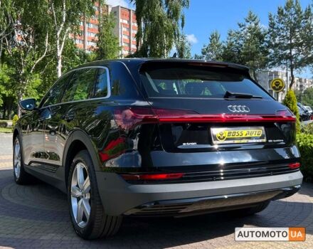 Черный Ауди E-Tron, объемом двигателя 71 л и пробегом 23 тыс. км за 30500 $, фото 4 на Automoto.ua