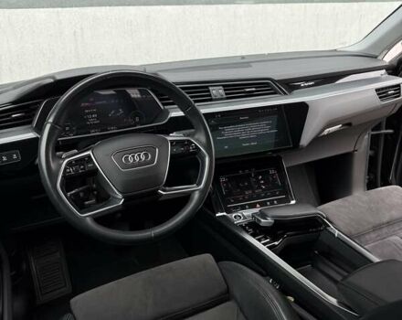 Чорний Ауді E-Tron, об'ємом двигуна 0 л та пробігом 148 тис. км за 31500 $, фото 46 на Automoto.ua