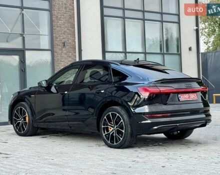 Черный Ауди E-Tron, объемом двигателя 0 л и пробегом 120 тыс. км за 29500 $, фото 16 на Automoto.ua