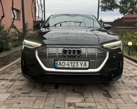 Черный Ауди E-Tron, объемом двигателя 0 л и пробегом 158 тыс. км за 26900 $, фото 14 на Automoto.ua