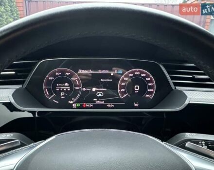 Чорний Ауді E-Tron, об'ємом двигуна 0 л та пробігом 58 тис. км за 42999 $, фото 53 на Automoto.ua