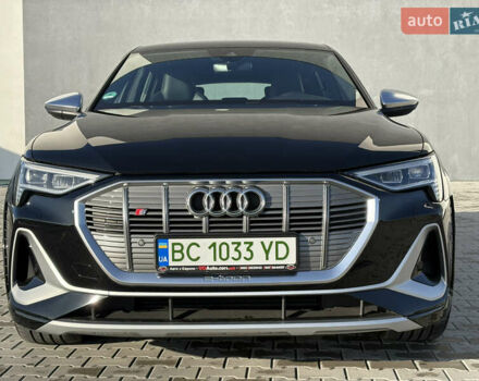Чорний Ауді E-Tron, об'ємом двигуна 0 л та пробігом 95 тис. км за 36599 $, фото 19 на Automoto.ua