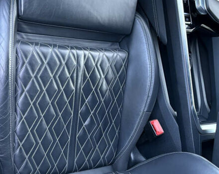 Чорний Ауді E-Tron, об'ємом двигуна 0 л та пробігом 95 тис. км за 36599 $, фото 50 на Automoto.ua