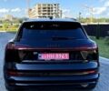 Чорний Ауді E-Tron, об'ємом двигуна 0 л та пробігом 44 тис. км за 39500 $, фото 3 на Automoto.ua