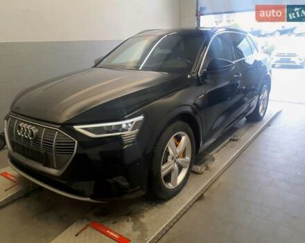 Черный Ауди E-Tron, объемом двигателя 0 л и пробегом 99 тыс. км за 29999 $, фото 1 на Automoto.ua