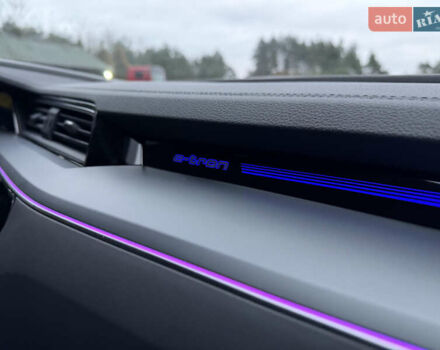 Чорний Ауді E-Tron, об'ємом двигуна 0 л та пробігом 54 тис. км за 37990 $, фото 45 на Automoto.ua