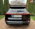 Чорний Ауді E-Tron, об'ємом двигуна 0 л та пробігом 58 тис. км за 42999 $, фото 14 на Automoto.ua