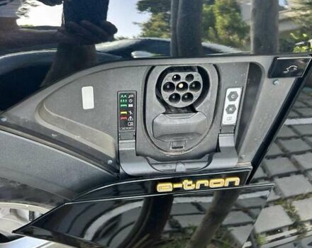 Черный Ауди E-Tron, объемом двигателя 0 л и пробегом 30 тыс. км за 41000 $, фото 9 на Automoto.ua