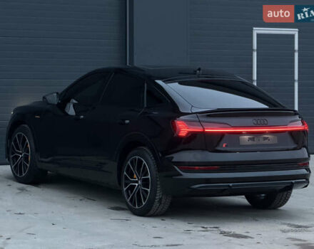 Чорний Ауді E-Tron, об'ємом двигуна 0 л та пробігом 84 тис. км за 36000 $, фото 11 на Automoto.ua