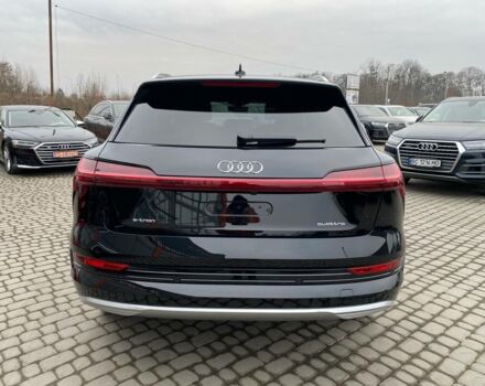 Чорний Ауді E-Tron, об'ємом двигуна 0 л та пробігом 38 тис. км за 33900 $, фото 5 на Automoto.ua