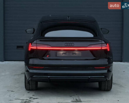 Чорний Ауді E-Tron, об'ємом двигуна 0 л та пробігом 84 тис. км за 36000 $, фото 9 на Automoto.ua