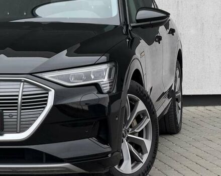 Чорний Ауді E-Tron, об'ємом двигуна 0 л та пробігом 148 тис. км за 31500 $, фото 3 на Automoto.ua