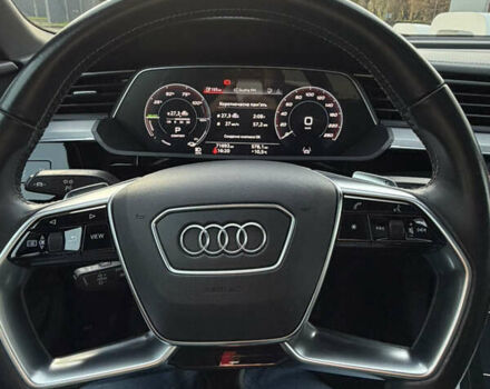 Черный Ауди E-Tron, объемом двигателя 0 л и пробегом 71 тыс. км за 38470 $, фото 48 на Automoto.ua