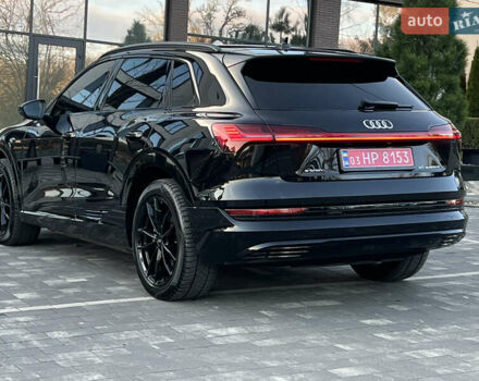 Чорний Ауді E-Tron, об'ємом двигуна 0 л та пробігом 187 тис. км за 23300 $, фото 9 на Automoto.ua