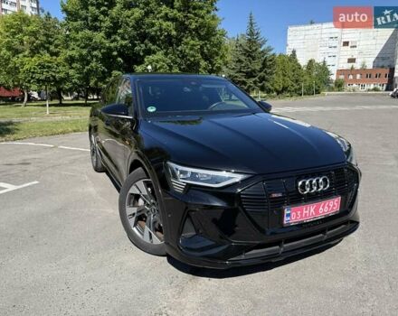 Черный Ауди E-Tron, объемом двигателя 0 л и пробегом 23 тыс. км за 38999 $, фото 2 на Automoto.ua