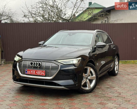 Чорний Ауді E-Tron, об'ємом двигуна 0 л та пробігом 190 тис. км за 24199 $, фото 53 на Automoto.ua
