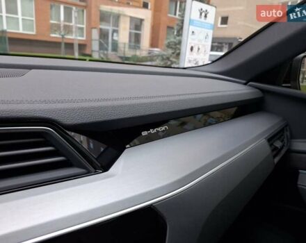 Чорний Ауді E-Tron, об'ємом двигуна 0 л та пробігом 31 тис. км за 39990 $, фото 26 на Automoto.ua