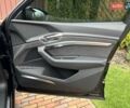 Чорний Ауді E-Tron, об'ємом двигуна 0 л та пробігом 58 тис. км за 42999 $, фото 74 на Automoto.ua