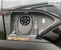 Черный Ауди E-Tron, объемом двигателя 0 л и пробегом 32 тыс. км за 52000 $, фото 64 на Automoto.ua