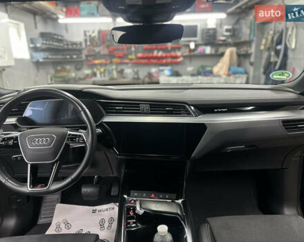 Чорний Ауді E-Tron, об'ємом двигуна 0 л та пробігом 57 тис. км за 41500 $, фото 15 на Automoto.ua