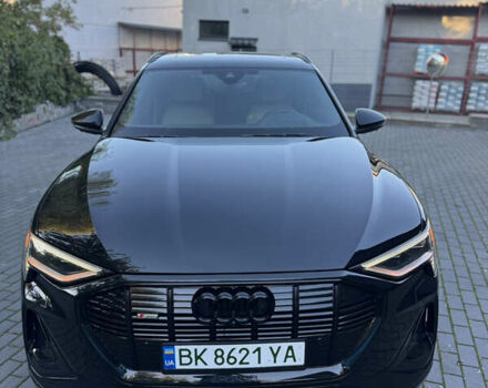 Черный Ауди E-Tron, объемом двигателя 0 л и пробегом 91 тыс. км за 36500 $, фото 51 на Automoto.ua