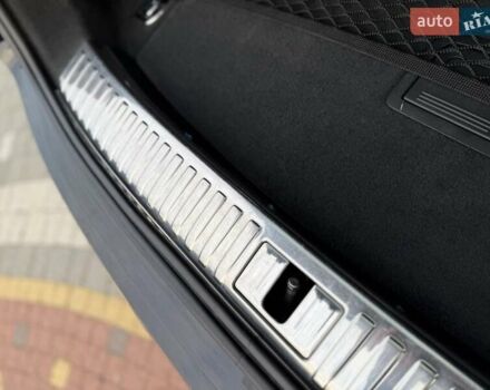 Черный Ауди E-Tron, объемом двигателя 0 л и пробегом 150 тыс. км за 31950 $, фото 143 на Automoto.ua