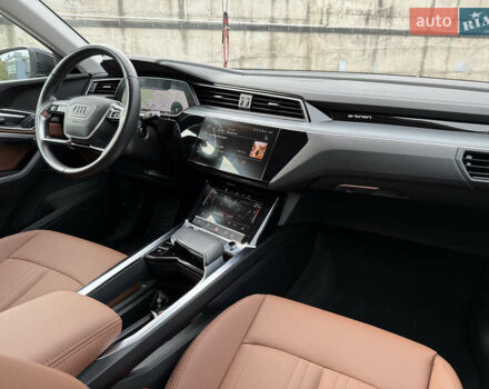 Черный Ауди E-Tron, объемом двигателя 0 л и пробегом 79 тыс. км за 29999 $, фото 33 на Automoto.ua